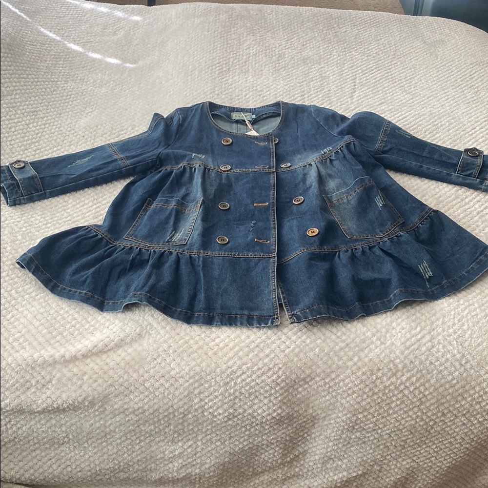Blue Denim Jean Jacket with Flared Hem and Adjustable Sleeves